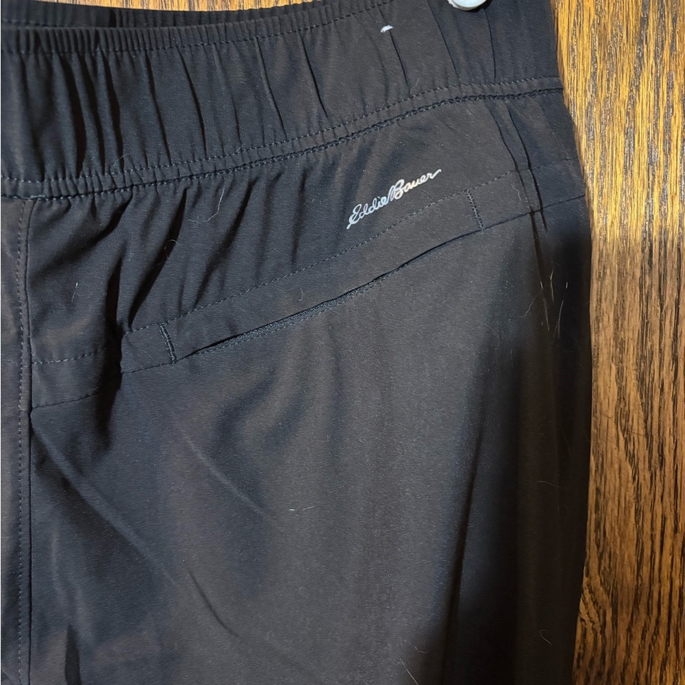 Eddie Bauer Lightweight travel/hiking pant - Picture 2 of 2